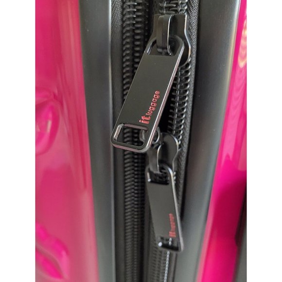 it luggage Bags It Luggage Smooch Kiss Hot Pink Hardside Suitcase Embossed 3d Lips 2 Spinner